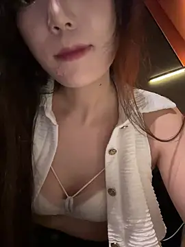 amy380689 online show from June 16, 1:01 pm