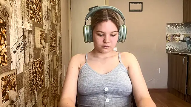HellyRay online show from June 4, 2:43 pm