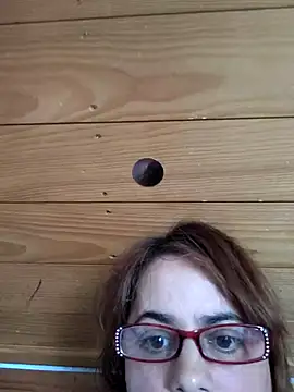 darkellie online show from May 22, 12:58 pm