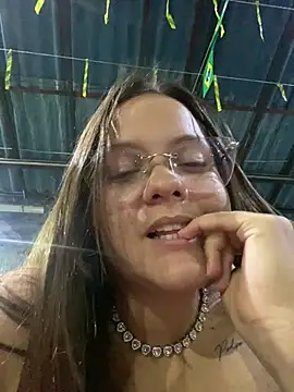 Laryssinha 69 online show from July 10, 11:26 pm