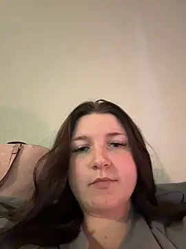misssmondayy online show from July 3, 1:00 am