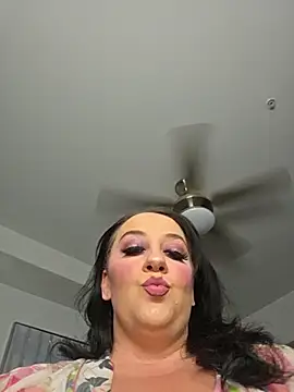 CreamVixen online show from June 12, 8:06 pm