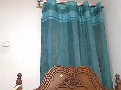 peacechloe online show from July 10, 7:36 pm