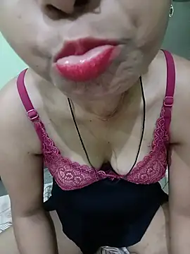 Curvy Sheena online show from May 28, 6:06 pm