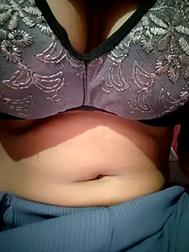 cute riya 11 online show from July 14, 3:00 am