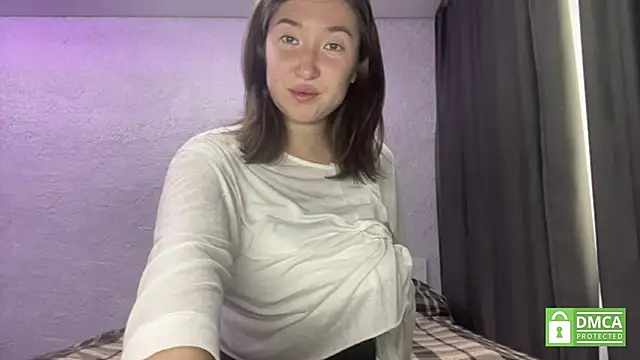 LaylaKrasnici online show from July 1, 8:47 am