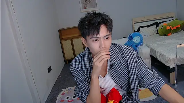 Gay-Sexshowboy69 online show from July 20, 6:41 pm