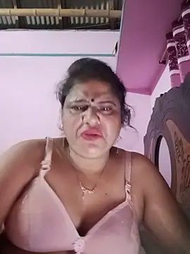 Maya Vabi online show from June 16, 2:40 pm