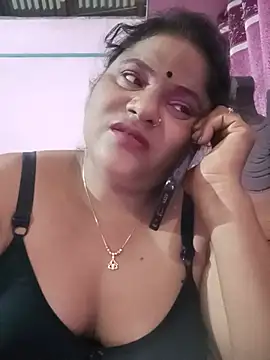 Maya Vabi online show from July 25, 2:35 pm