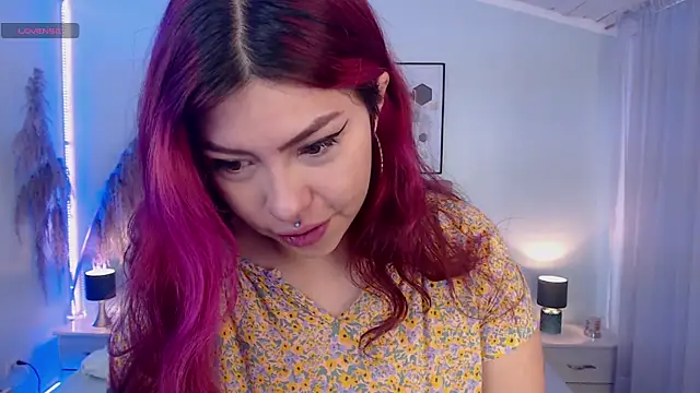 LilMoon  online show from July 2, 7:09 pm