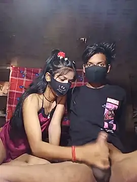 Model 816 online show from June 5, 2:37 am
