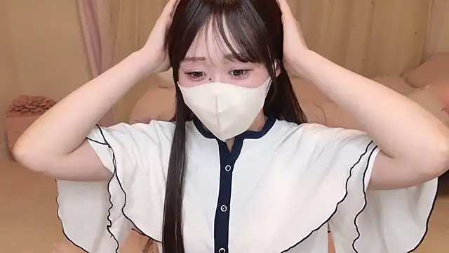 YURInya  online show from June 28, 12:12 pm