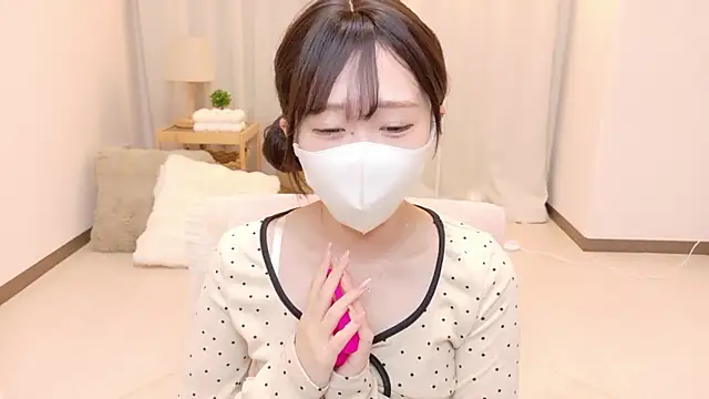 YURInya  online show from July 12, 12:28 pm