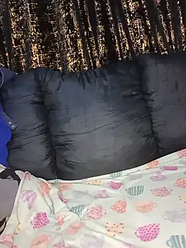 Freakyapple1 online show from July 19, 1:52 am