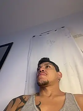 Tatuadomoreno23cm online show from June 28, 1:28 pm