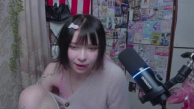 honeycelestia online show from June 4, 7:40 pm