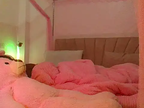 Xannaxx  online show from July 5, 4:19 am
