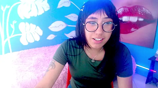 eli doll online show from June 13, 6:38 pm