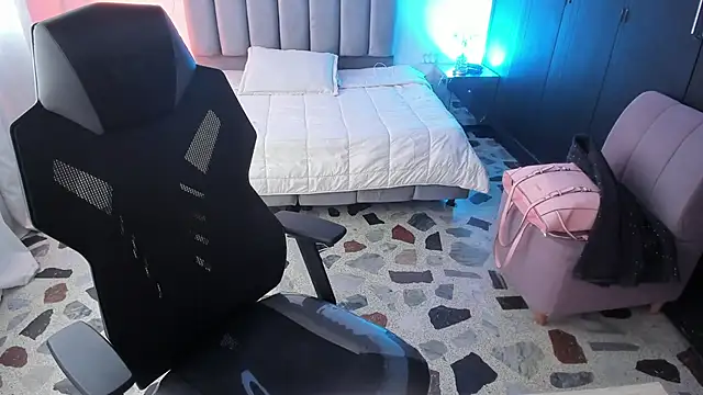 RyleyWest online show from June 29, 7:57 pm
