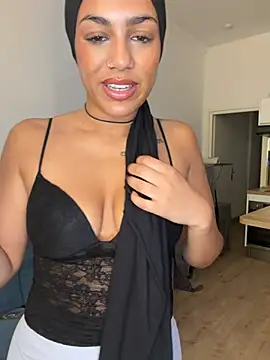 nadiabnssd online show from July 25, 12:45 pm