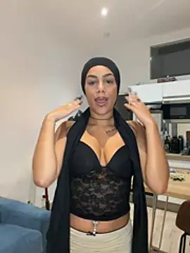 nadiabnssd online show from July 28, 9:25 pm