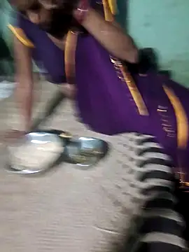 desiwife123coupl online show from June 25, 5:14 pm