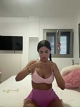 miaabelluccii online show from June 27, 7:31 pm