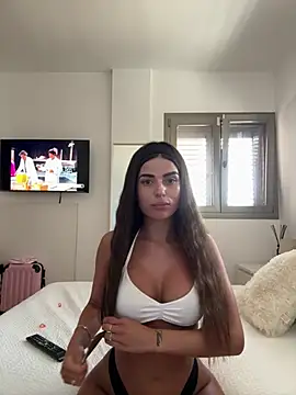 miaabelluccii online show from July 27, 1:08 pm