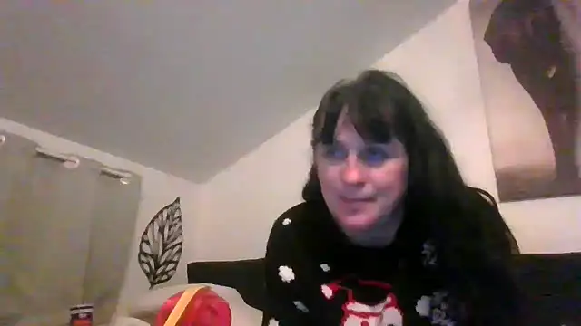 sexujuly88 online show from December 4, 10:32 pm