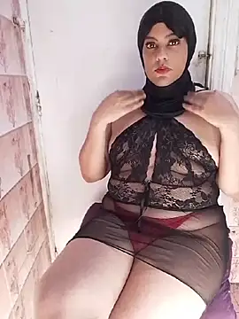 LenaQPeach online show from June 14, 10:10 pm