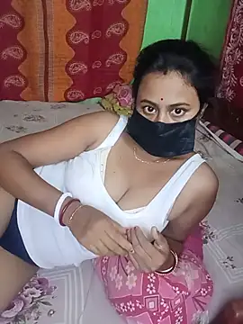 Sayanichatterjee024 online show from July 31, 9:21 am