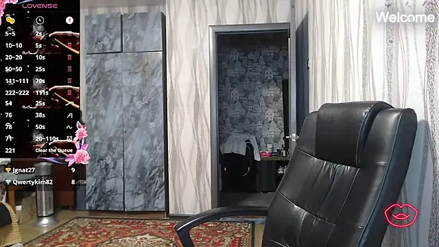 Yevgeshka-Milashka online show from December 3, 6:27 am