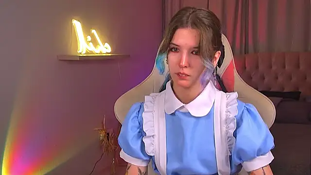 Lain Root online show from July 7, 5:10 am