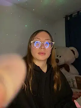 Caamii  online show from July 23, 3:47 am