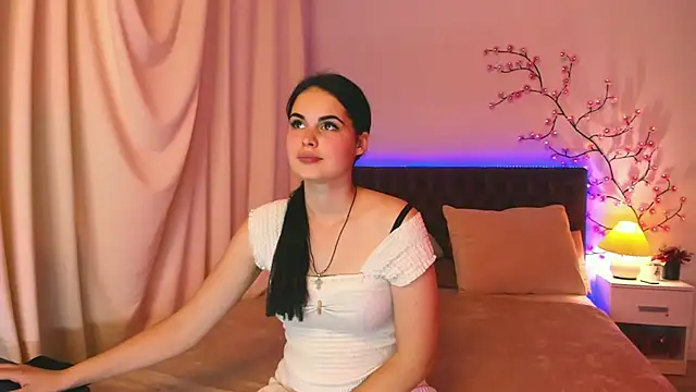 JennaMiu online show from July 7, 12:19 pm