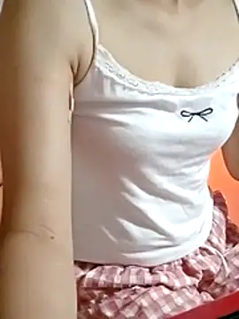 -Lylyn- online show from July 22, 5:19 am