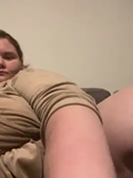 chubbyqueenbb online show from July 2, 9:10 pm