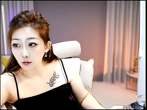 Mimi131499 online show from July 4, 12:23 pm