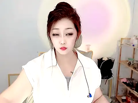 Mimi131499 online show from July 24, 12:36 pm