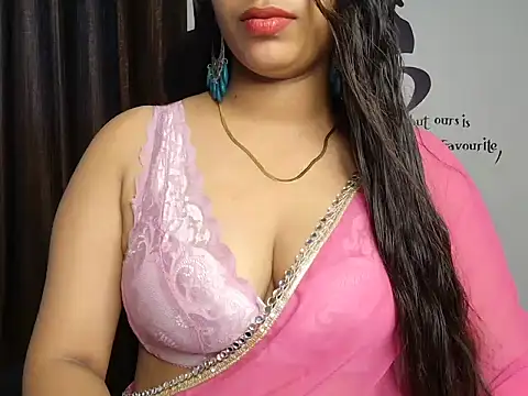 Sexydiya9 online show from June 28, 12:23 pm
