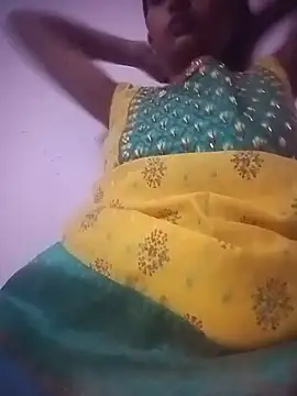 kajal jain00 online show from July 5, 4:23 pm