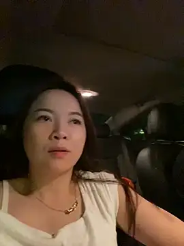 qianduoduo521 online show from July 23, 12:57 pm