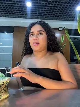 Antonella Whitmore online show from June 14, 11:05 pm