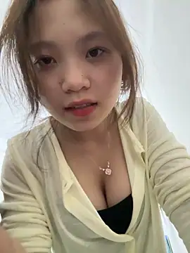-Tyna  online show from June 9, 4:28 pm