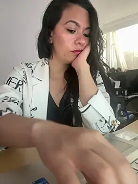 vanellopeFoxx online show from July 18, 3:47 pm