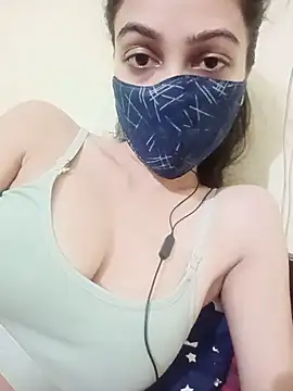 Shaina01 online show from July 6, 7:49 pm