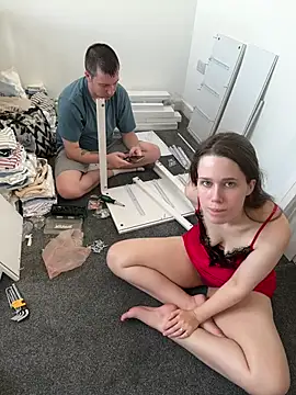 Shycouple7295 online show from August 3, 12:44 pm