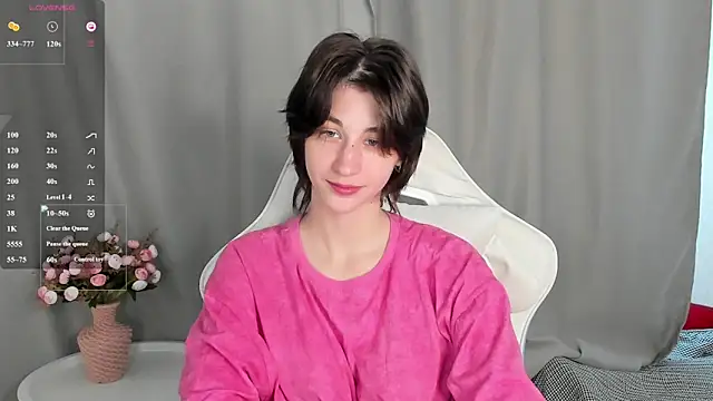 Carolina Lu online show from June 14, 2:09 am