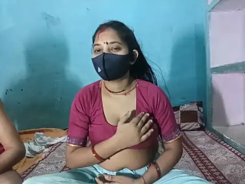 Cute kirti777 online show from June 13, 4:48 pm
