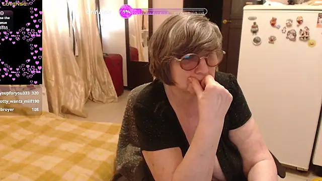 Sharon Amore online show from July 16, 9:47 am